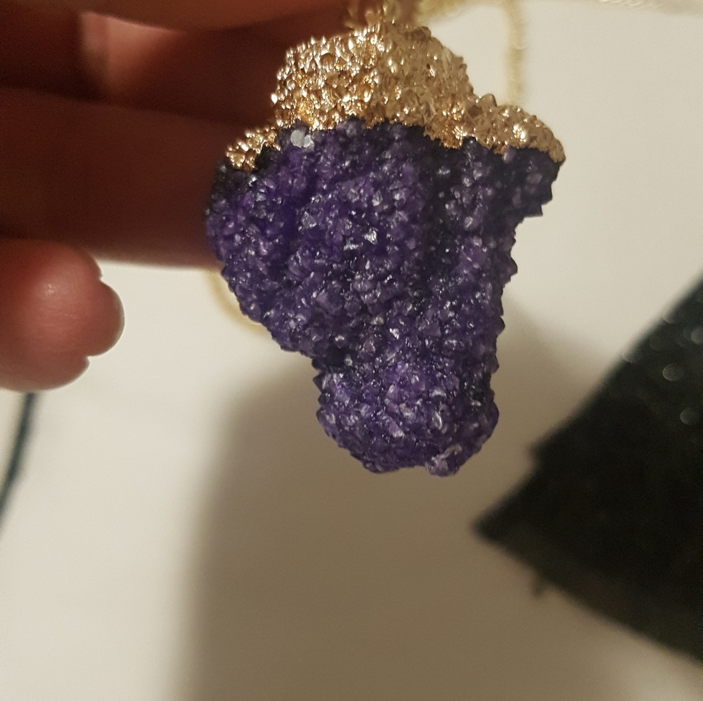 Purple Crystals: Spirituality & Intuition